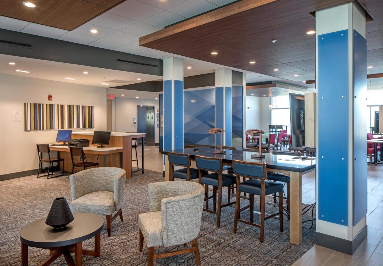 Holiday Inn Express & Suites - West Omaha - Elkhorn By Ihg Exterior photo
